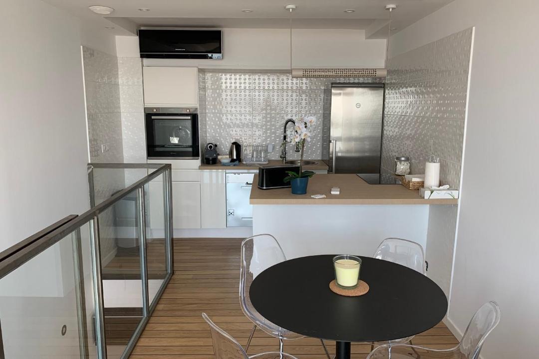 Photo of Kitchen in 8th Arrondissement