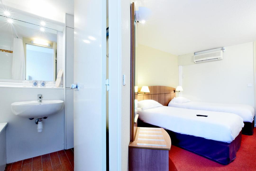 Photo of Others in Saint-Genis-Pouilly