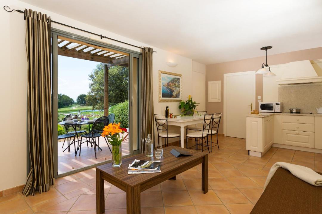 Photo of Others in Saumane-de-Vaucluse