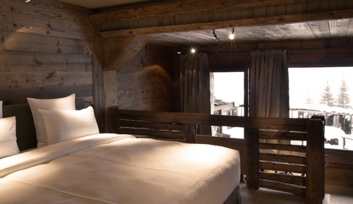Prestige Room
