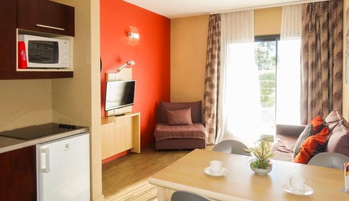 Appartement 1 chambre 5 personnes - Accés piscine