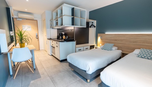 Studio, 2 Twin Beds