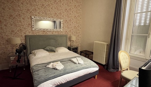 Standard Suite, 1 Double Bed, City View