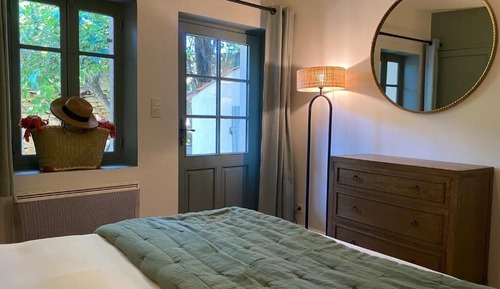 CLAIRETTE Family Suite with terrace, courtyard view