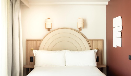 Room, 1 King Bed, Garden View