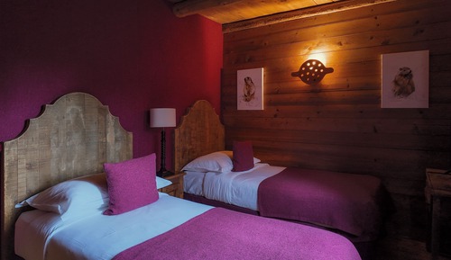 Suite with room for 2 or 3 children