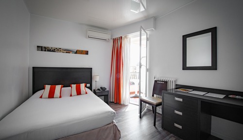 Basic Double Room