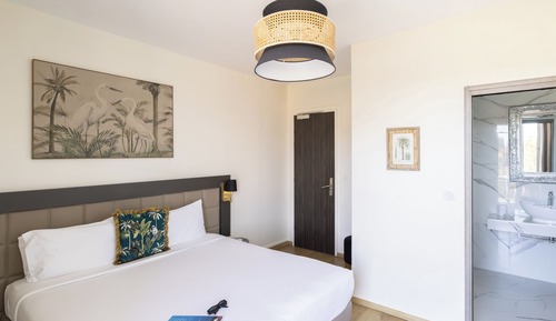 Prestige Double Room, balcony