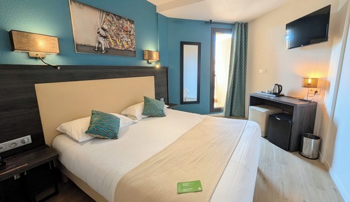 Chambre Double Supérieure, 1 chambre, côté ville