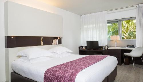 Superior Double or Twin Room with Street View