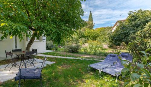 One-Bedroom Apartment with Garden View
