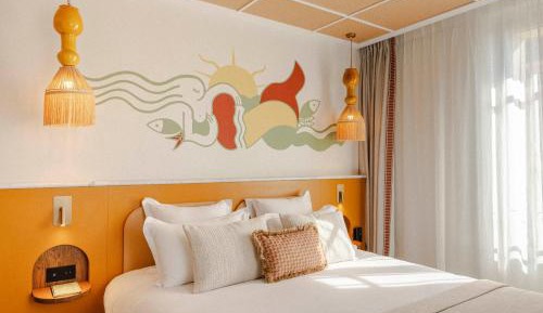 Signature Room