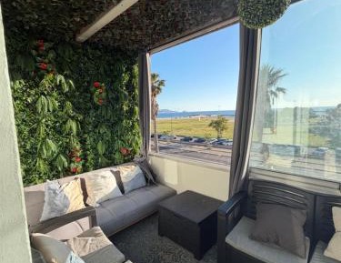 Two-Bedroom Apartment with Terrace and Sea View