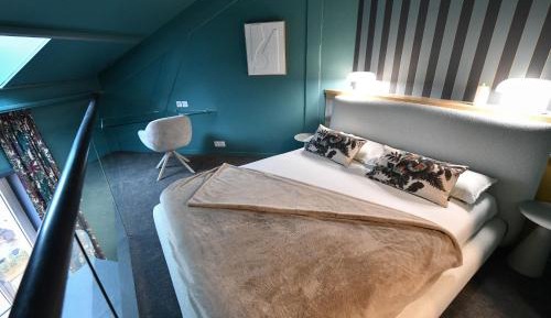 Suite with City View