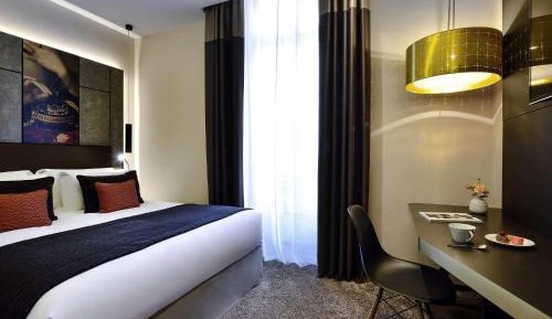 Classic Queen Room