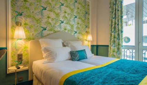 Superior Double or Twin Room with Terrace