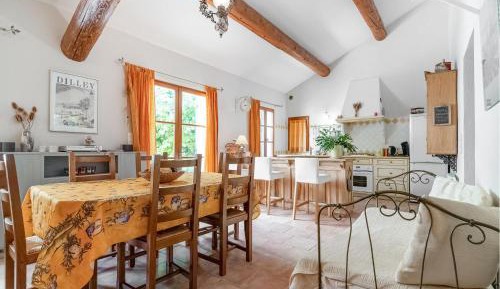 Three-Bedroom Vacation Home 