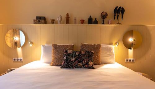 Standard King Room
