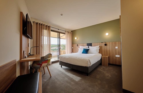 Pernes-les-Fontaines Hotel | Hôtel la Perna