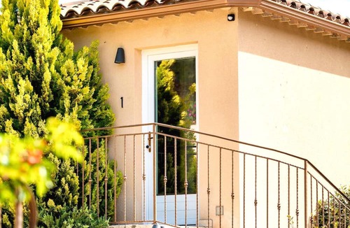 Niozelles Hotel | Domaine Ribiera, Hotel 5 Etoiles, SPA & Golf - Forcalquier