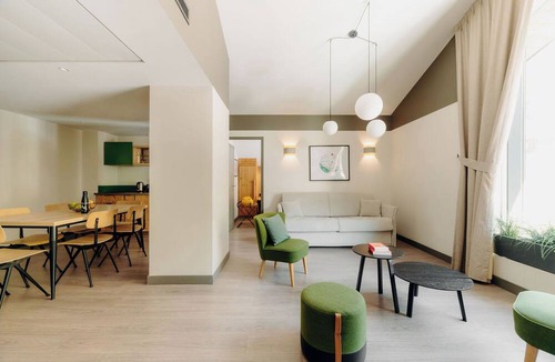 Chamonix City Centre Hotel | PlanB Hotel - Living Chamonix