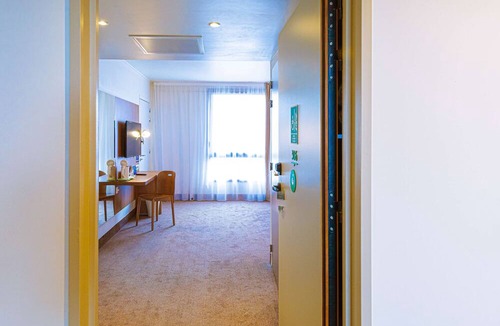 Chevilly-Larue Hotel | Campanile PRIME - Rungis Orly