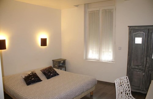 Martigues Hotel | Hôtel Martigues Le 5