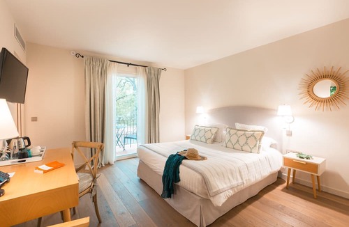 Vence Hotel | Hotel Spa & Restaurant Cantemerle