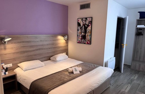 Nevers Hotel | BRIT HOTEL CONFORT NEVERS Centre Gare