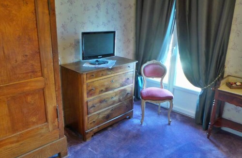 Antibes Old Town Hotel | Hotel Le Relais Du Postillon
