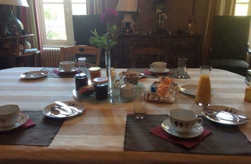Imphy Bed & Breakfast | Manoir de Curty