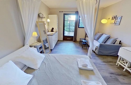 Villeneuve-les-Avignon Hotel | La Villa Dupont D'avignon