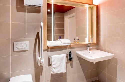 Prevessin-Moens Hotel | ibis Styles Prevessin Geneve Airport