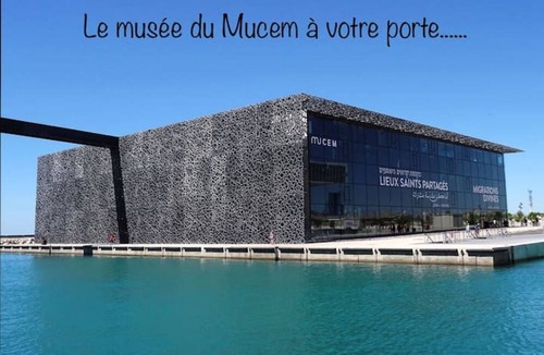 Les Grands Carmes Apartment | Apartment 'Quartier Historique The Place To Be' with Wi-Fi