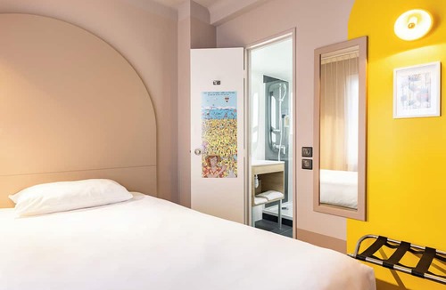 La Castellane Hotel | ibis Styles Marseille Centre Prado Place Castellane