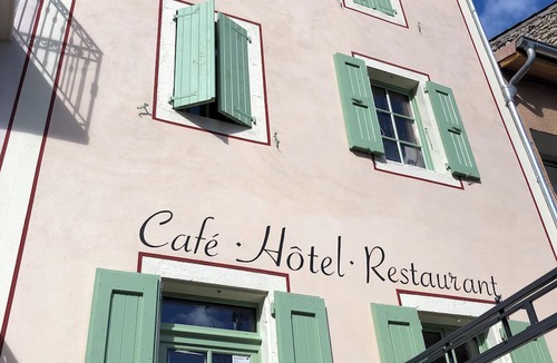Chatillon en Bazois Hotel | Café Hôtel du Dauphiné