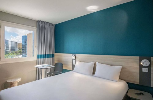 L'Arenas Hotel | ibis budget Nice Aeroport Promenade des Anglais