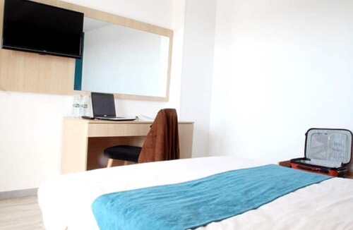 Goussainville Hotel | Hôtel Saglam