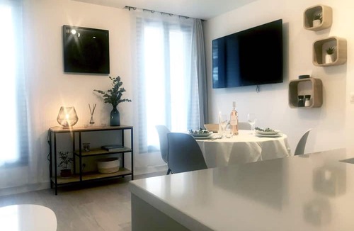 Antibes City Centre Apartment | Modern & Cozy One Bedroom Apartment - Paul Arène - Antibes