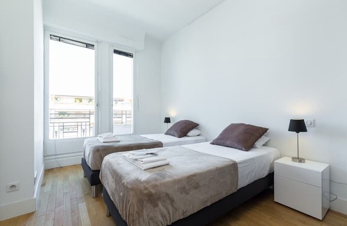 Les Baumettes Apartment | N&J - LES AIGLES - Very close sea - Top floor