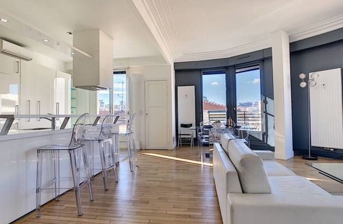 Les Baumettes Apartment | N&J - LES AIGLES - Very close sea - Top floor