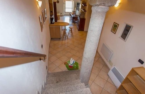 Old Town Apartment | 2-room loft sea view in old town, beaches nearby