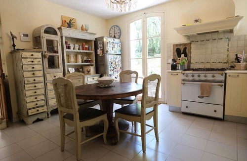 Saint-Antonin-sur-Bayon Villa | Aix-en-Provence Ste-Victoire View Estate 12x8m Pool