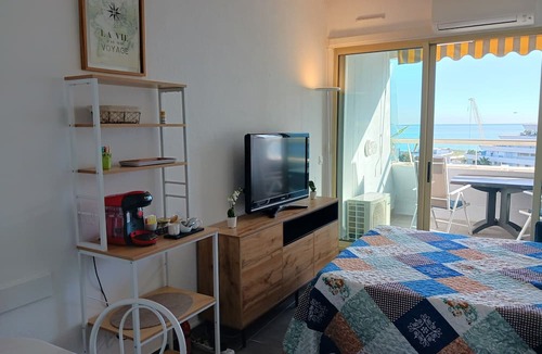 Villeneuve Loubet Beach Apartment | Confortable Marina Baie des Anges Studio with beautifull view