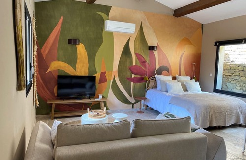 Le Beausset House | Le Mazet Tihu - Le mas du tilleul piscine - chic and authentic