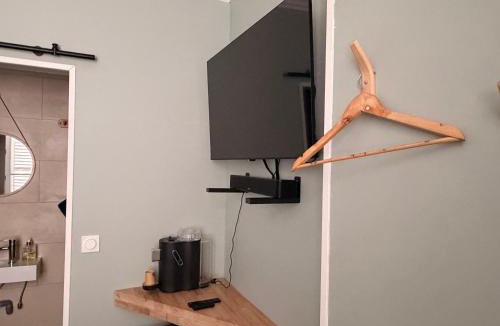 Saint-Fargeau Apartment | La Galerie, suite pour 2 personnes avec chambre supplémentaire possible