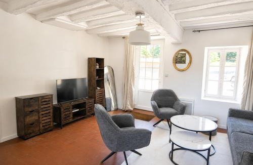 Treigny House | Gîte du Parc Animalier de Boutissaint - Le Sanglier