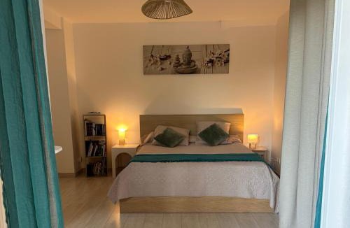 Ensues-la-Redonne Apartment | La Casa Calanquaise - Mer à 250m accessible à pied