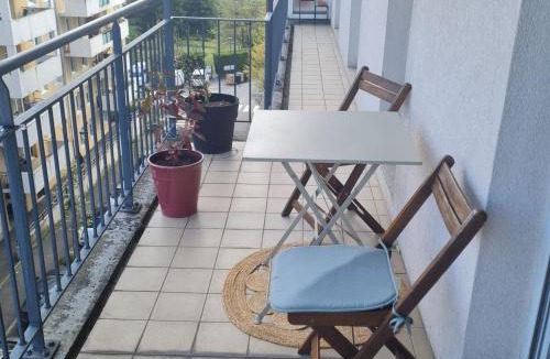 Saint-Julien-en-Genevois Apartment | T3 spacieux hyper-centre - Familles & Pros - Genève à 5 min