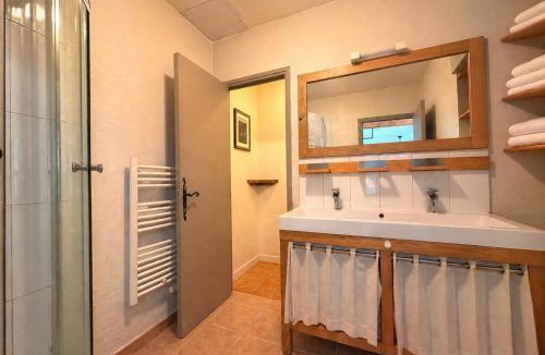 Le Bar-sur-Loup House | Charming Private Cottage with Garden & Parking in Bar-sur-Loup